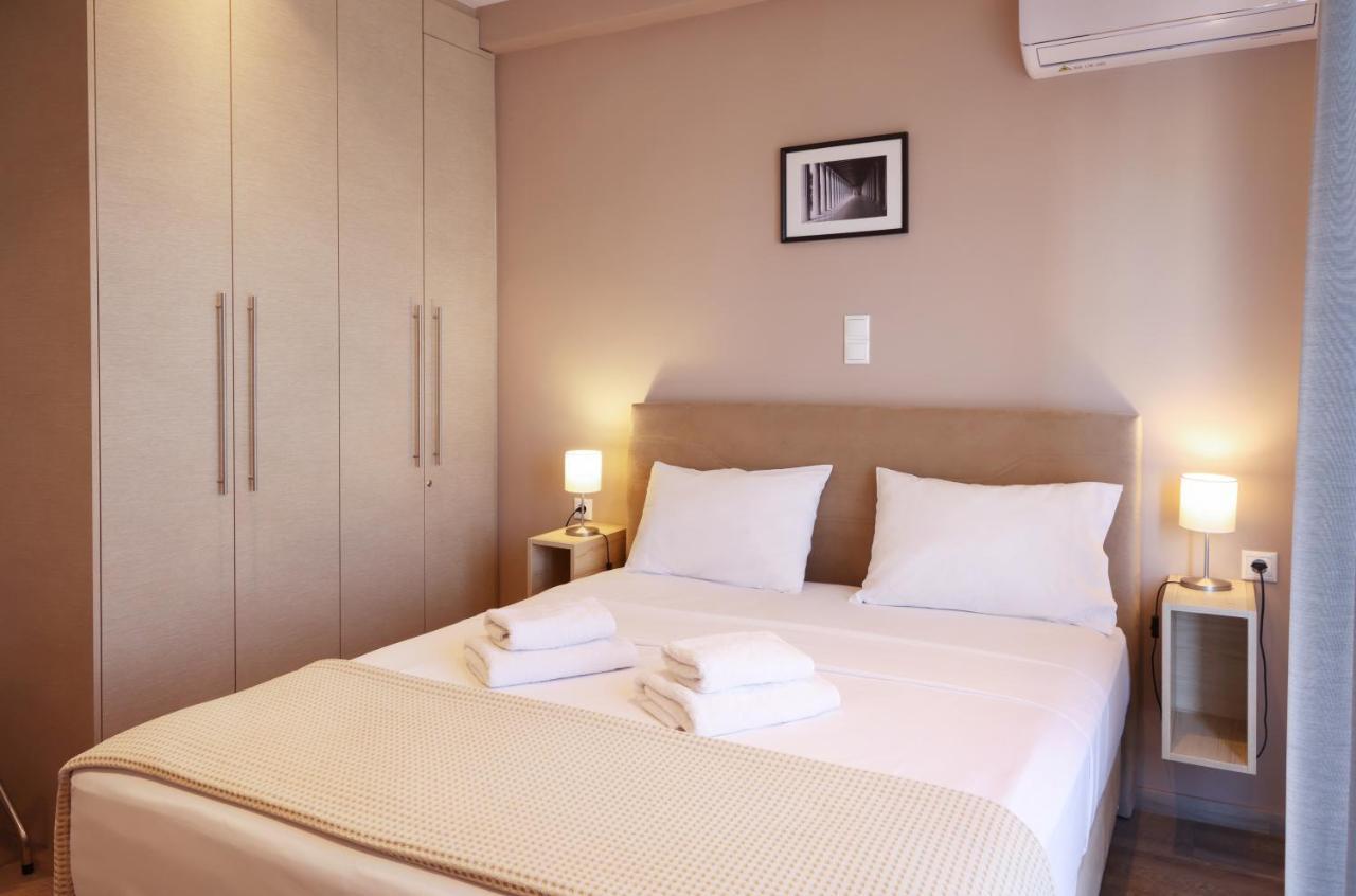 Two-Bedroom Apartment Private Balcony Lycabettus view
